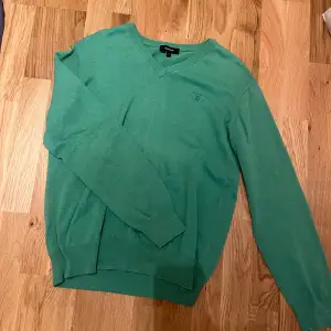 Fin grön GANT tröja, pris kan diskuteras 