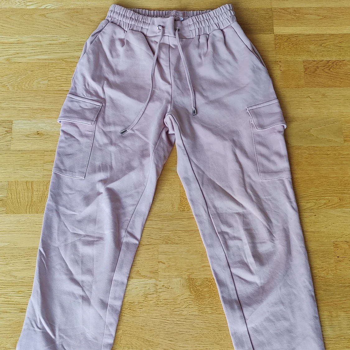 Ljusrosa mjukisbyxor 