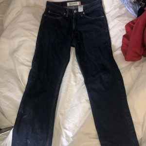 Levis jeans - 505 Levis jeans regular fit. Skriv för bilder och mått🙌🙌