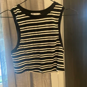 Linne från Zara - säljer detta linne som jag vill bli av med! Stl S