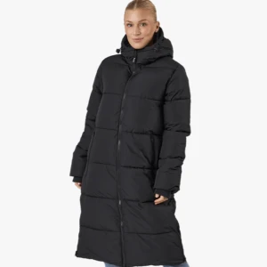 Vinterjacka  - Svart vinterjacka i strl xs.  Använd en vinter så är i fint skick. 