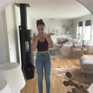 Molly jeans  - Nästan aldrig använda stl M