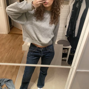 Vintage levis  - Mörkblåa fett snygga vintage levis köpta på secondhand i Rom