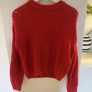 Röd stickad tröja knitted sweater  