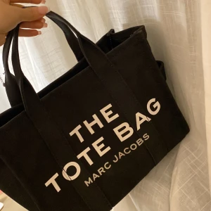 Marc Jacobs väska  - Nyskick, köpt för 2500!!