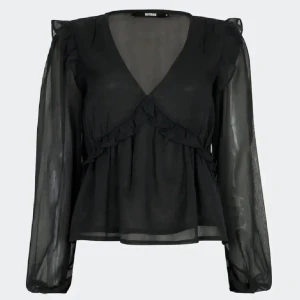 Svart blus - Säljer min jättefina blus från Bikbok, oanvänd🙌