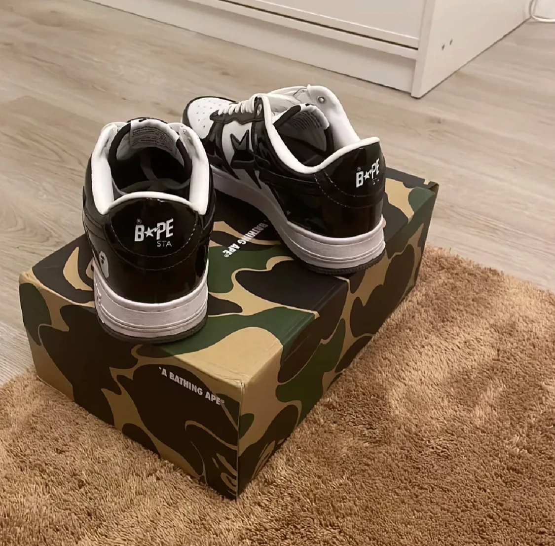 Bapesta Patent Leather  - 90