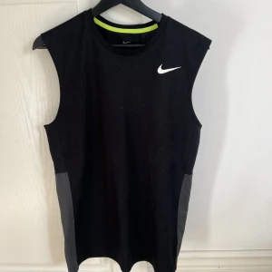 Nike tröja  - Snyggt träningslinne