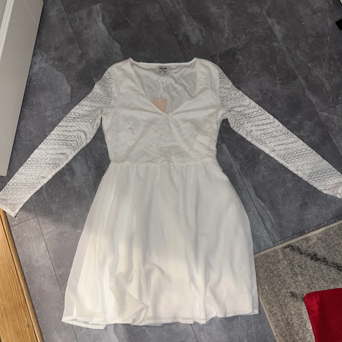 Oanvänd bubbleroom studentklänning  - 90