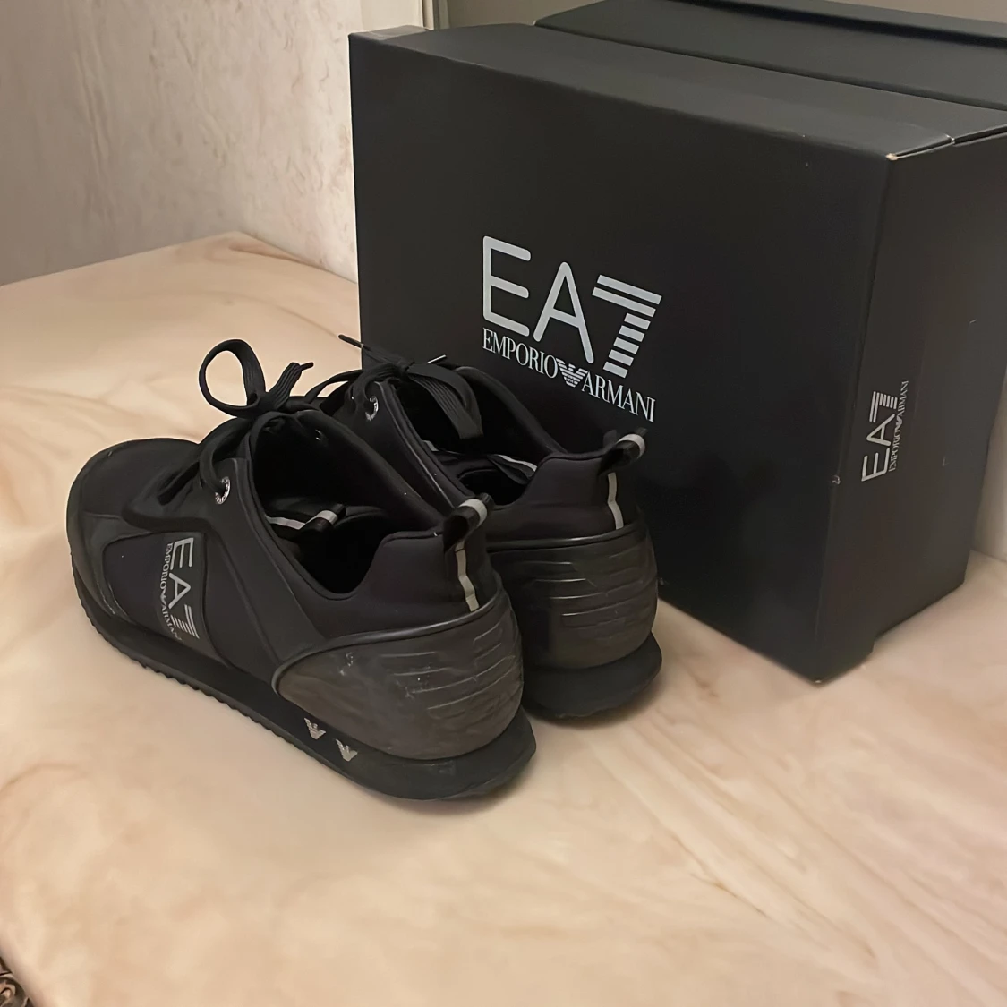 Emporio Armani skor storlek 46 - 90