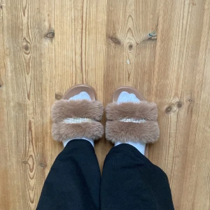 Toflor - Aldrig använt, Jätte fina och jätte sköna. Storlek 41❤️‍🩹