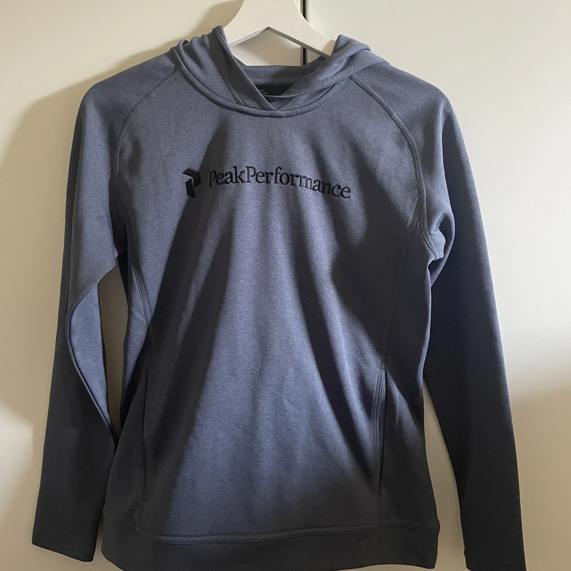 Tunn träningshoodie  - 90