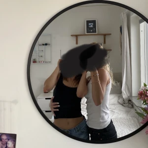 Svart linne - Säljer de svara linnet som blivit för litet för mig!💗