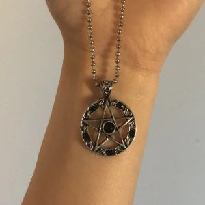 Halsband  - Fint halsband, helt oanvänd. 😊