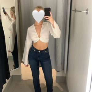 Jeans  - Jeans från weekday 🤍