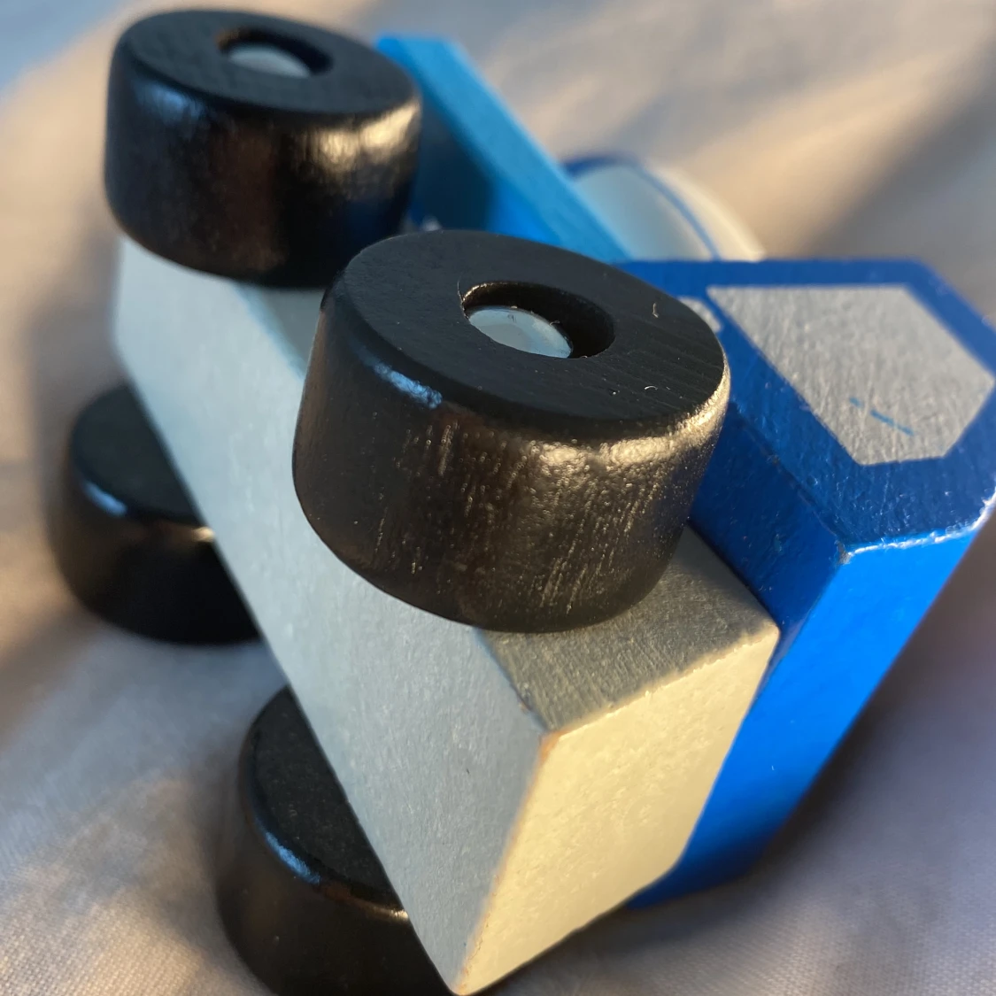 Träbil leksak för barn blå maskin  - 90