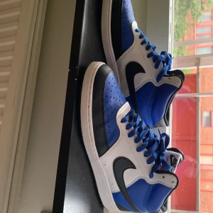 Nike court vision  - Skor som jag vill sälja  Storlek 43 