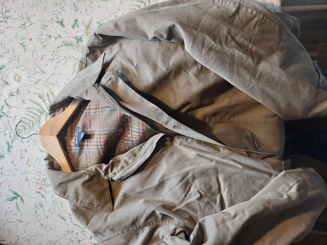 Märkesjackor gants sand och tiger - 90