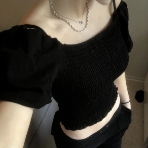 Svart SMOHK tröja!   - Nästan aldrig använt! Super fin!