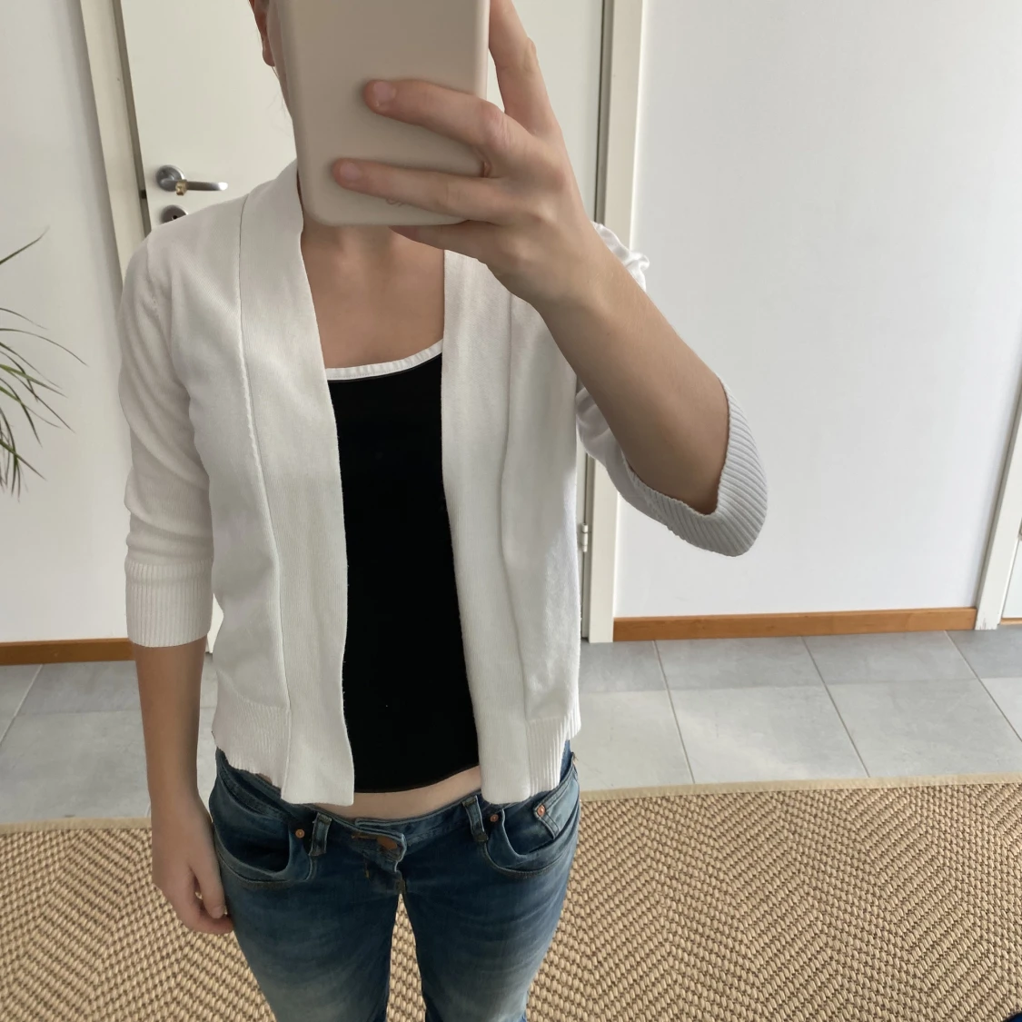 3/4 ärmad vit kofta