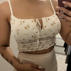 Gilly Hicks topp - Använt 1 gång