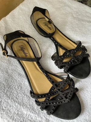 Paprika skor! - Snygga klassiska skor fr märket ”Paprika” köpta genom zalando. Passar fint till långkjol.