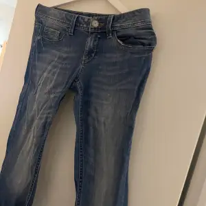 Trendiga trekvart jeans 