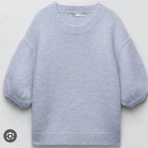 Zara stickad  - Stickad kortarmad tröja från zara. Knappt använd för det är ej min stil 
