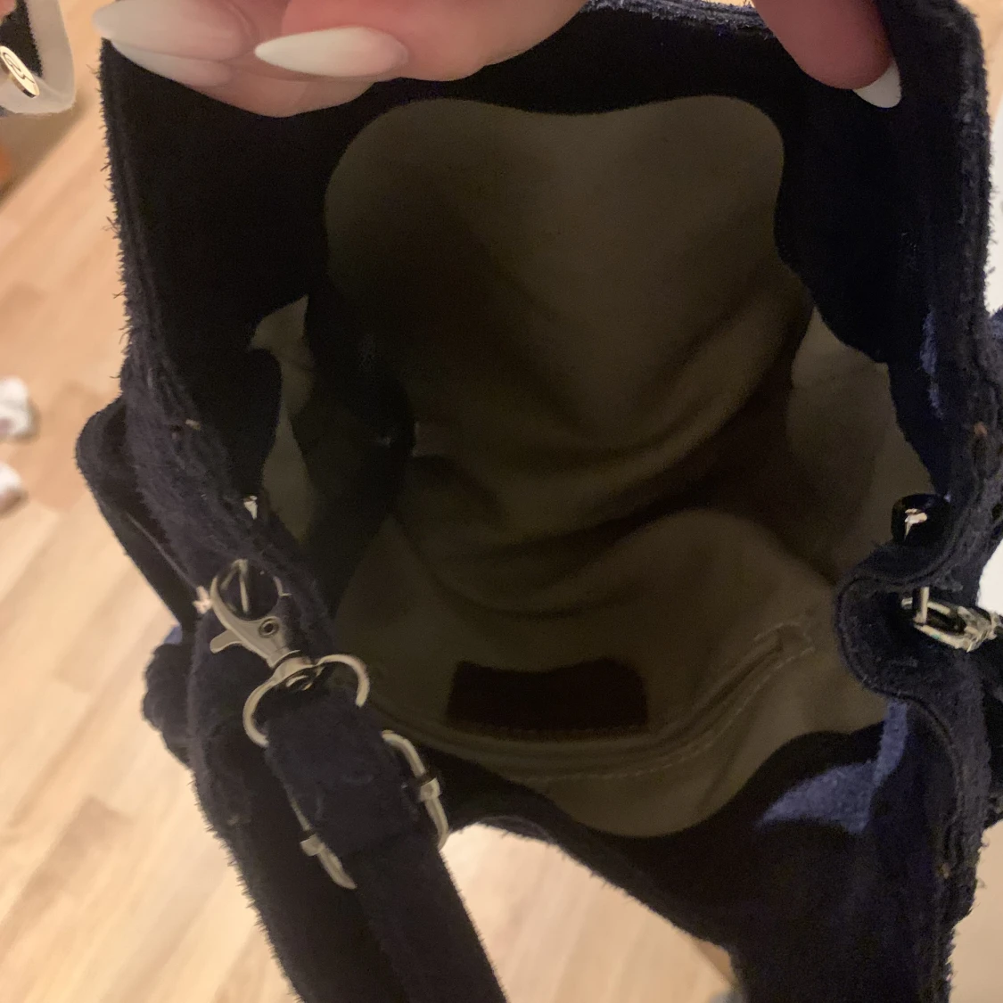 Marinblå väska - 91