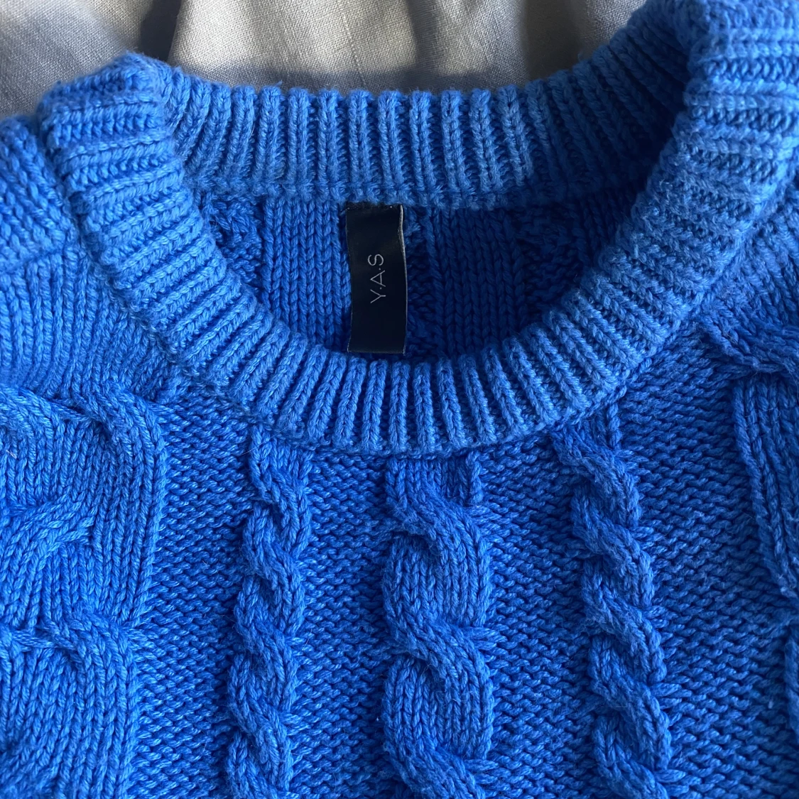 Fin kabelstickad tröja💙💙 - 90