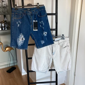 Nohow & Zara Jeans shorts - brand new  - Nohow jeans shorts. Storlek 32. Nypris. 799kr Zara jeans shorts. Storlek 32. Nypris 399kr 1200kr nypris för båda.  Mitt pris. 349kr 