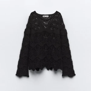 Stickad tröja - Säljer den här super fina oanvänd tröjan från zara med prislapp kvar då den inte kommer till användning💞