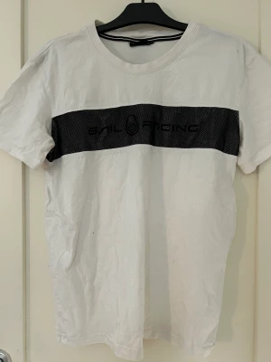 Sail racing t-shirt  - Jätte fin sail racing t-shirt som är knappt använd och den är välvårdad 