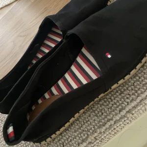 Tommy hilfiger - Storlek 39