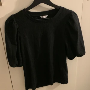 Volang tröja - Org pris ligger på ca 300 och har bara används 2 gånger 