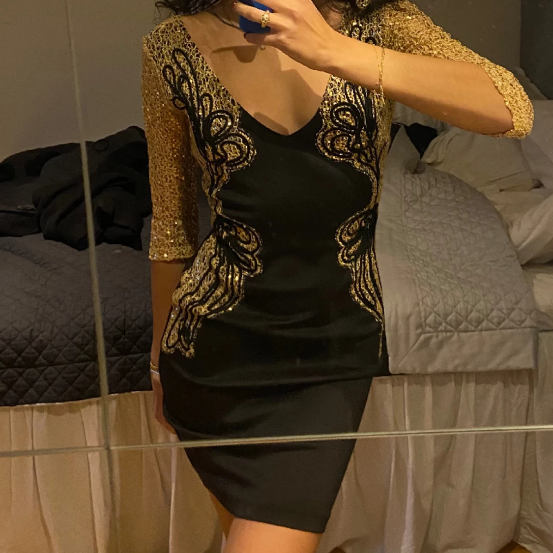 Figursydd nyårsklänning 