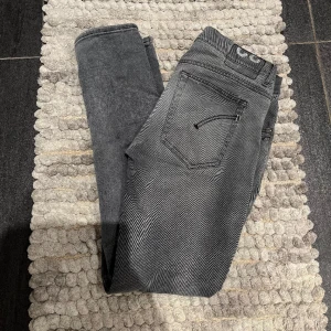 Dondup Jeans - Storlek 32