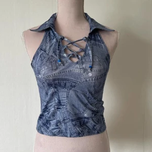 Sommartopp - Blå sommartopp i storlek XS-S, aldrig använd💗 för 49kr. Perfekt för sommaren💗