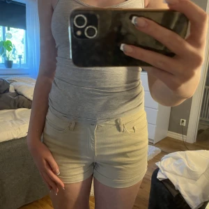 Shorts från HM - Shorts från HM i bra skick. Köparen står för frakten💗💗