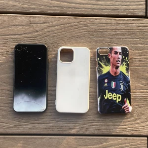 Mobil Skal - Säljer minna mobil skal har använt de. Den svarta är en iPhone8 vitta är en 12 mini och sista Ronald är en 8 och kan använda som en 7 också 