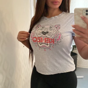 2 KENZO T-shirtar  - 500kr för båda