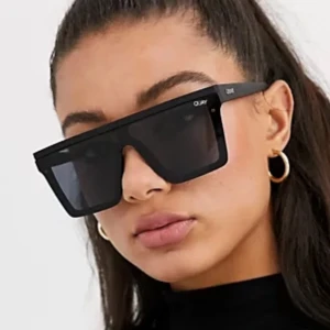 QUAY sunglasses  - Kule og trendy QUAY solbriller. Nye og ubrukt, følte ikke de passet meg så selger de.