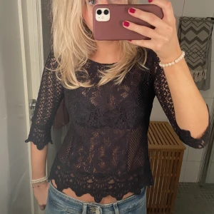 Spetströja  - Så snygg spetströja med trekvartsärm💕