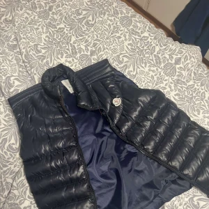 Moncler väst - Moncler väst Storlek:XL