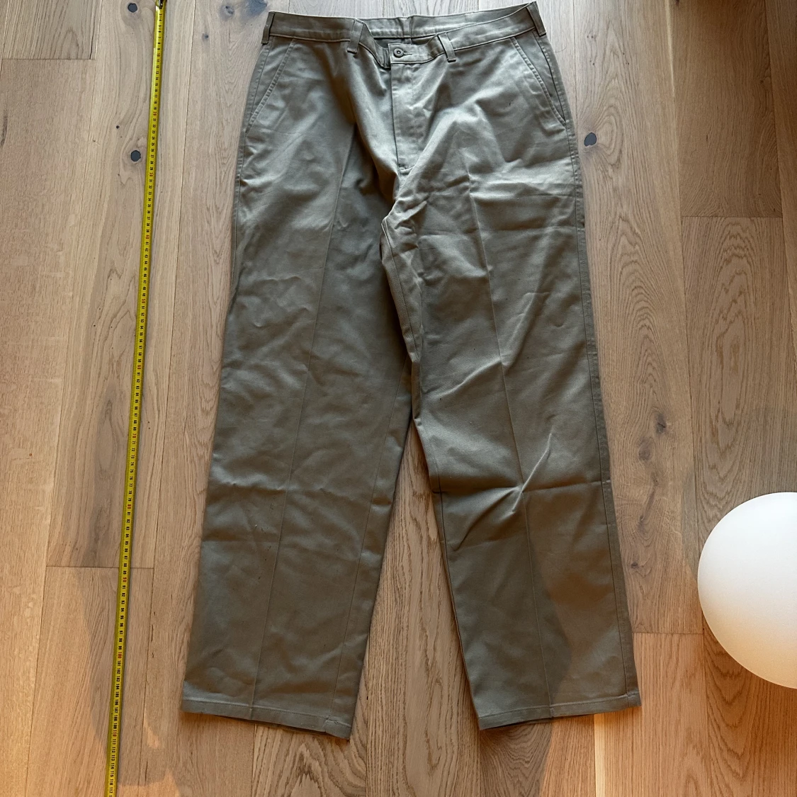 Thriftade Vintage Chinos Beiga