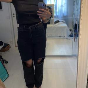 Svarta oversize jeans