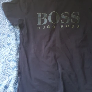 Hugoboss tröja - Hugobosströja small