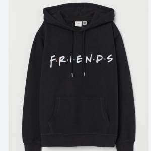 Säljer min Friends hoodie från HM, då den är för liten.