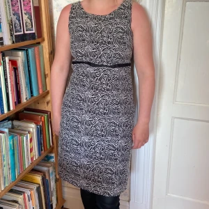 Söt klänning  - Söt klänning! Från Saint Tropez stl S. Använt men helt okey skick. 