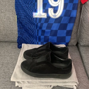 Arigato 360 - Säljer nu dessa Axel arigatos för att dom ej kommer till användning och är lite för stora! Dom är i bra skick och är använda sparsamt. OBS har tappat bort skoboxen till dom! 